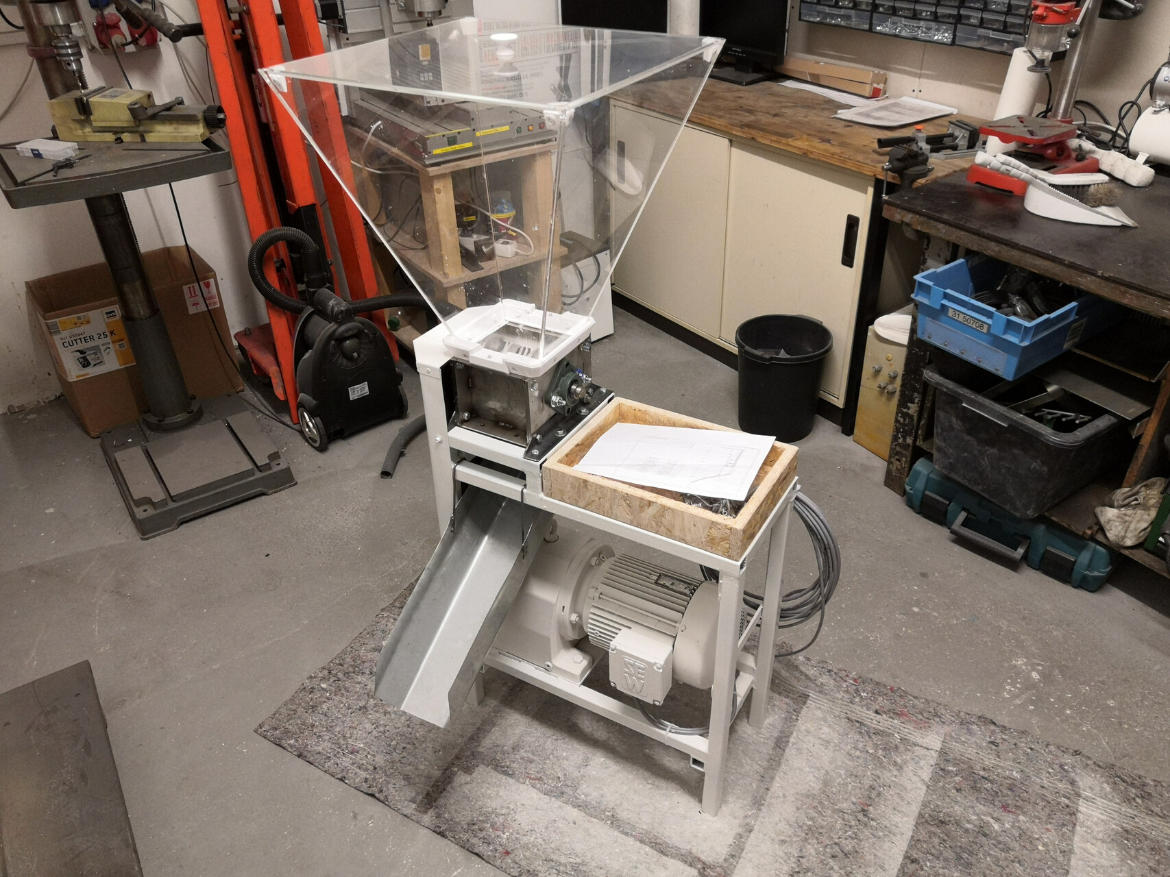 2020 - Precious Plastic shredder