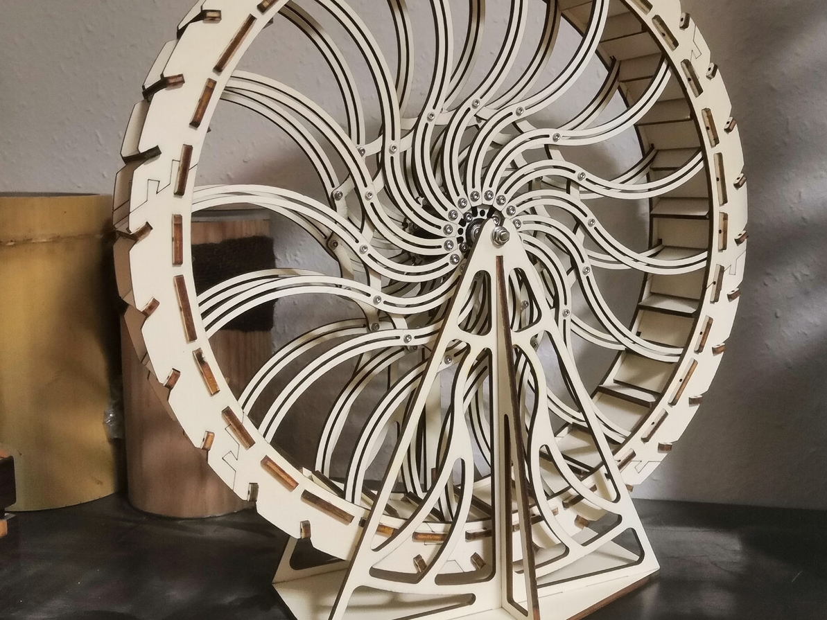 2019 - Water wheel made of plywood